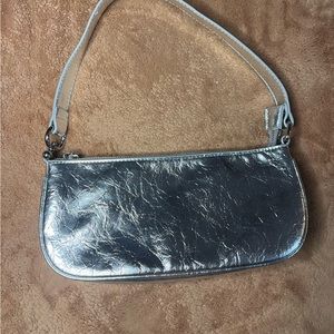 Clutch Urban Outfitters